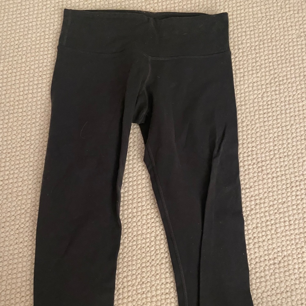 Lulu lemon low waisted cropped leggings